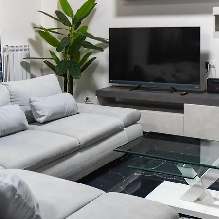 Scirpoli's Dream Luxury Apartment *